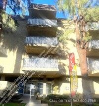 Building Photo - 401 W 6th St