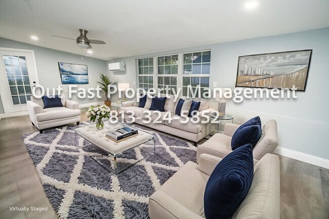 Building Photo - Bright Corner-Lot Home Near Bayshore and City Conveniences