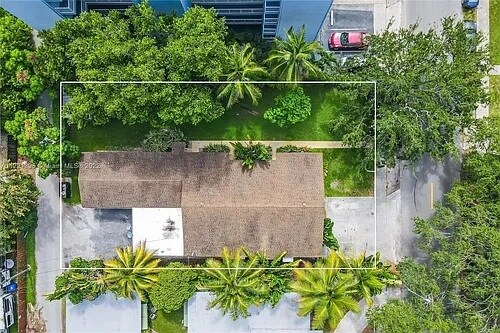 Building Photo - 1711 Washington St