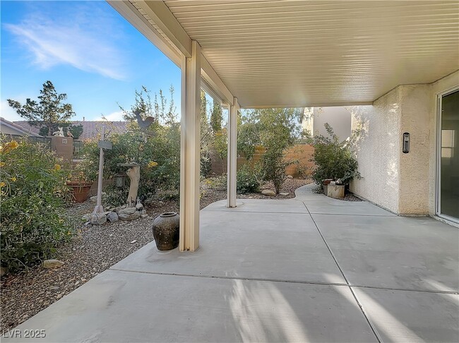 Building Photo - 9641 Windborne Ave