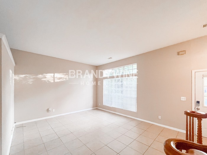 Building Photo - 10830 Mortons Crossing