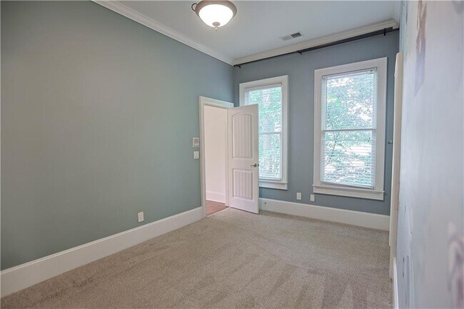 Building Photo - 1296 Lenox Park Blvd NE