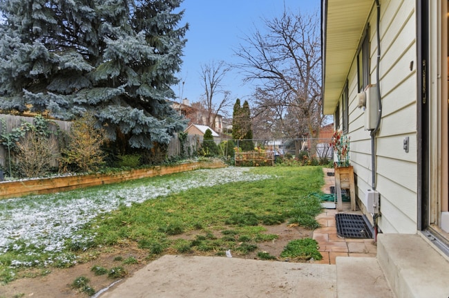 Building Photo - 1630 Plata Way