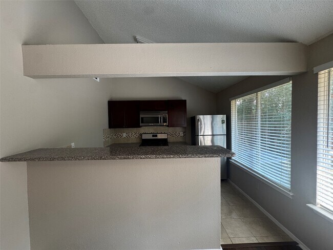 Building Photo - 19439 Cypress Bay Dr