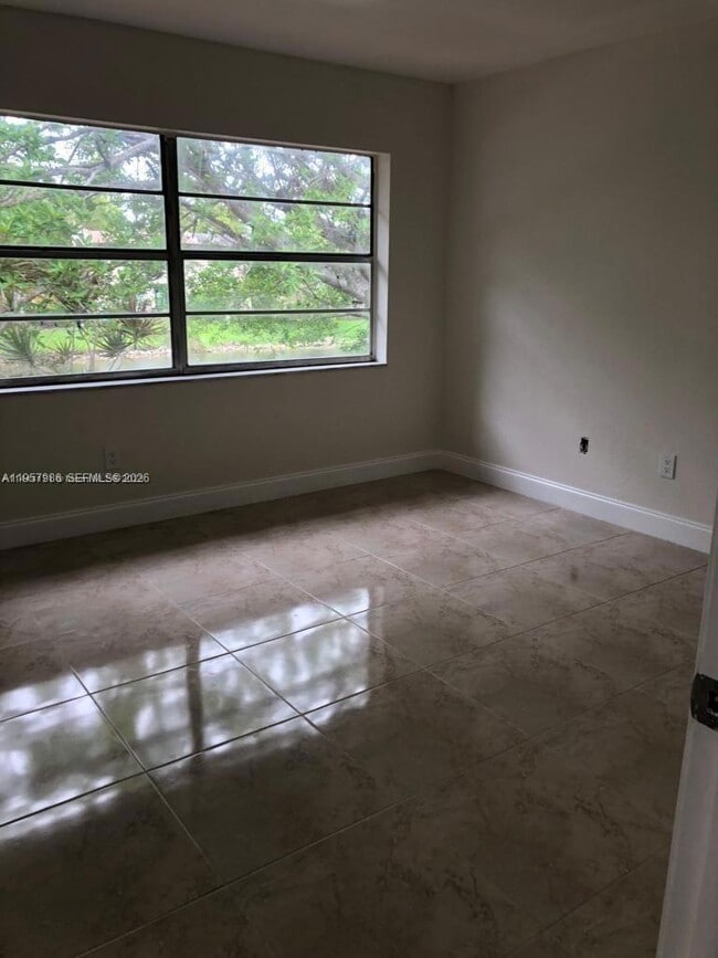 Building Photo - 11220 SW 67th Terrace