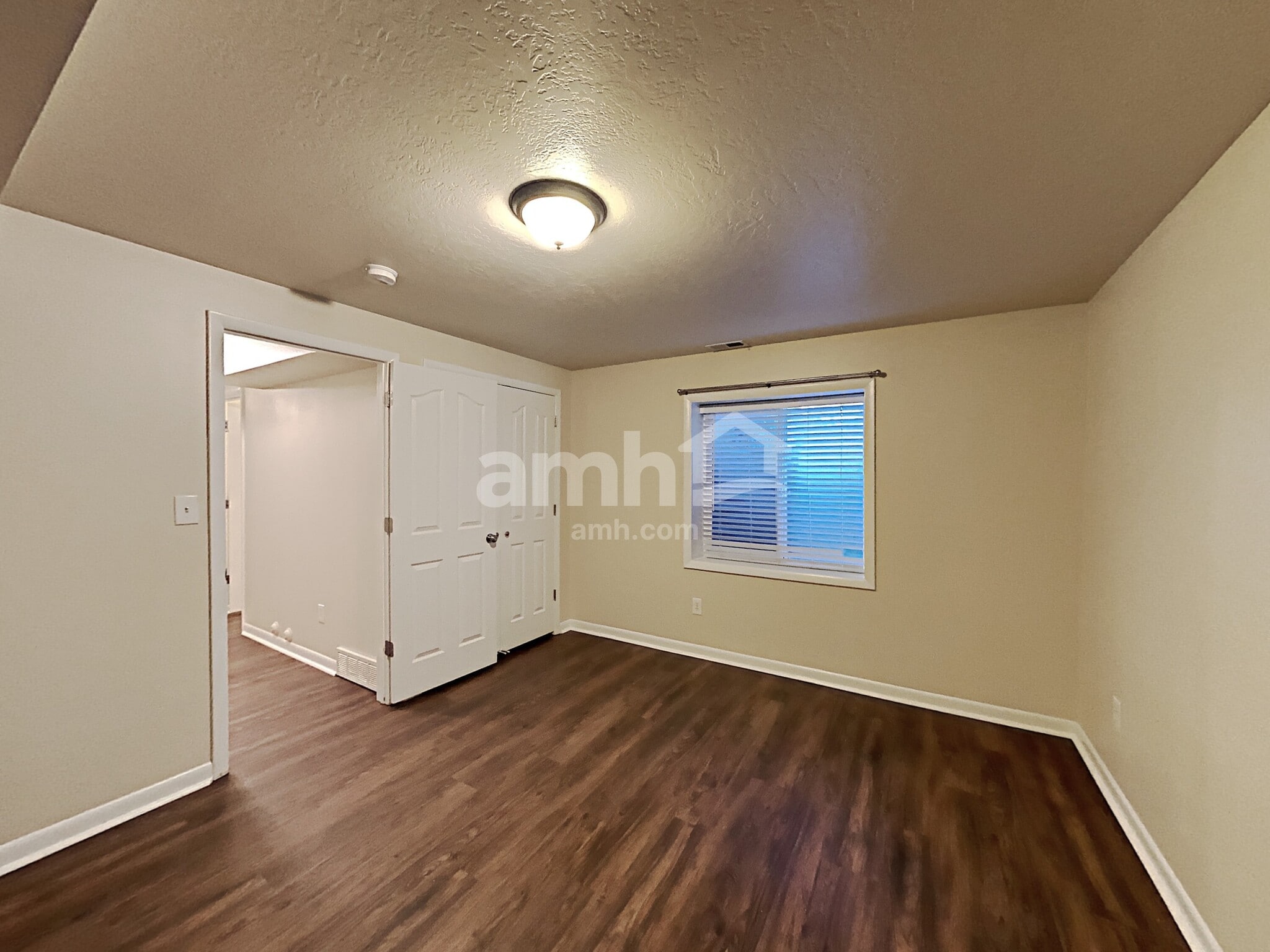 Building Photo - 845 Grove Creek Dr