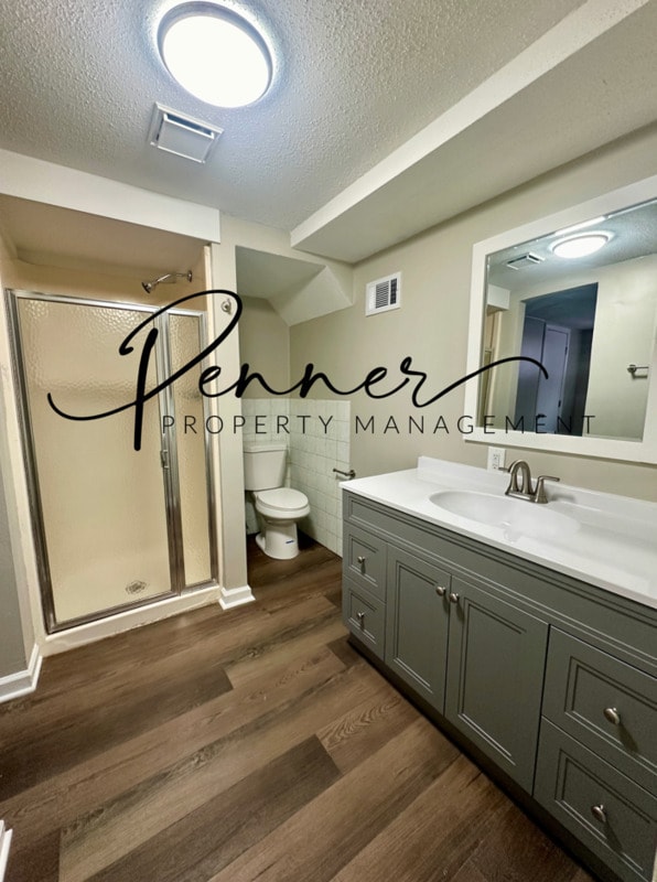 Building Photo - 1715 E T C Lea Rd