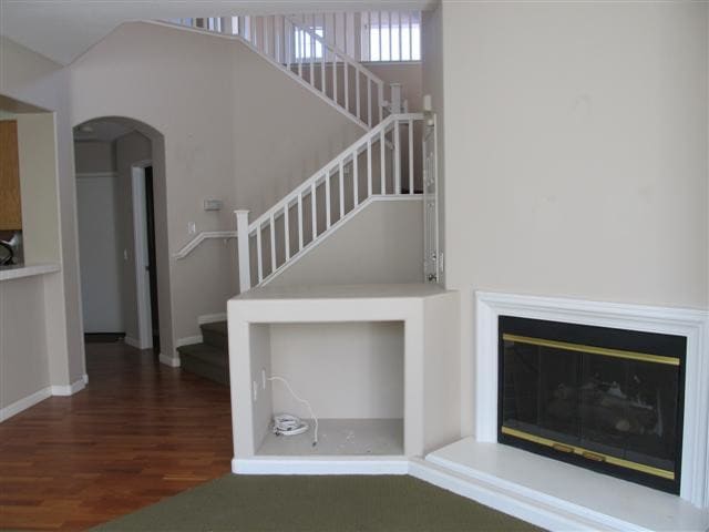 Building Photo - 24508 Sunshine Dr