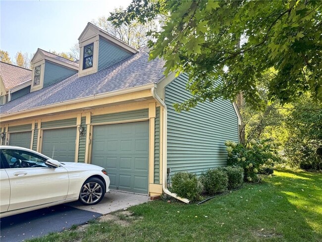 Building Photo - 15565 26th Ave N