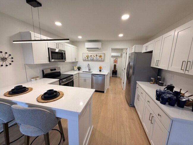 Building Photo - Hudson Building E