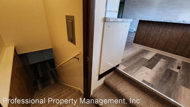 Building Photo - 3 br, 2 bath House - 224 Glacier Dr