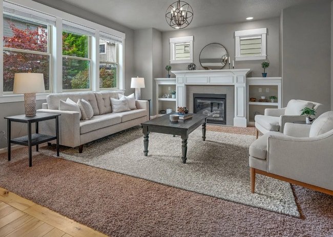 Building Photo - Stylish Beaverton Home with Built-ins, Open Layout & Private Backyard