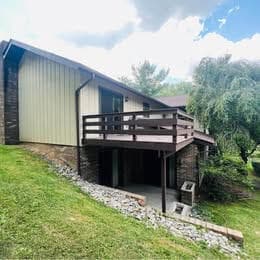 Building Photo - 109 Greenwood Dr