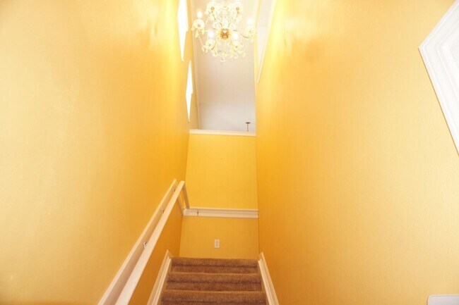 Building Photo - 2 Bedroom 2 Bathroom 55+ Community