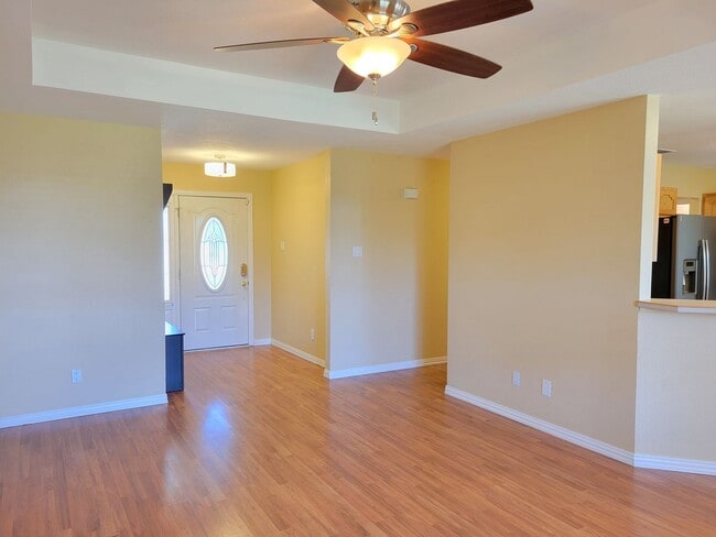 Building Photo - SPECTACULAR HOME ON CORNER LOT