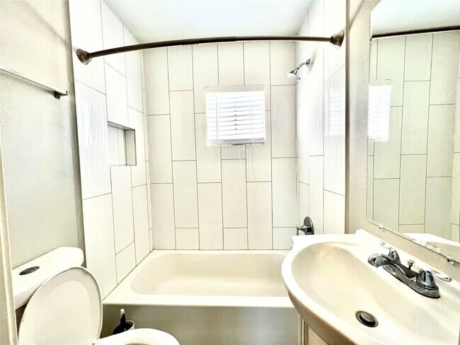 Building Photo - 5302 Treaschwig Rd