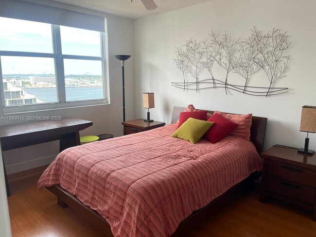 Building Photo - 770 Claughton Island Dr