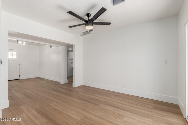 Building Photo - 1743 W Verde Ln
