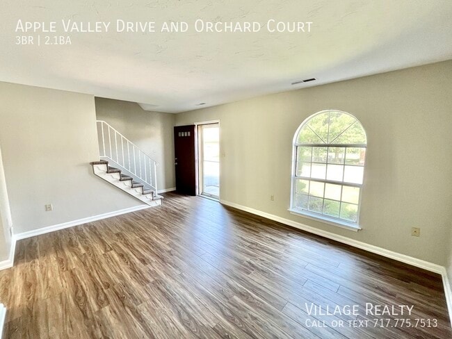 Building Photo - 710 Apple Valley Dr