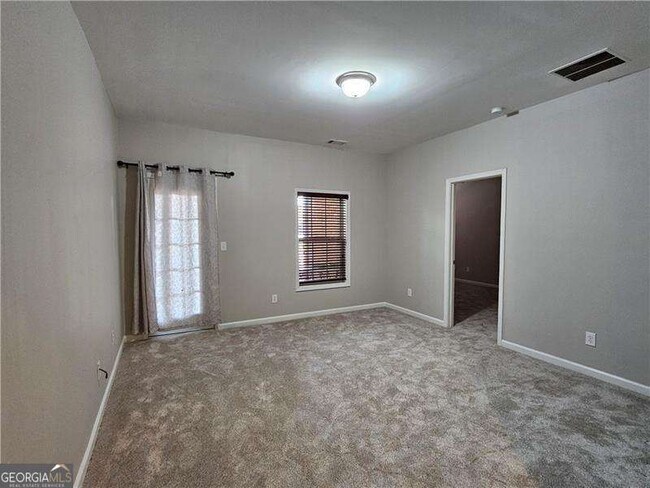 Building Photo - 5808 Norfolk ChaseRoad