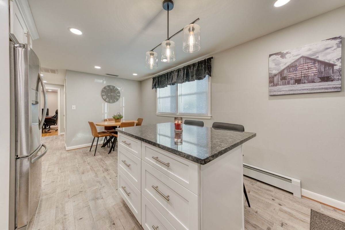 Building Photo - 42 Northbrick Ln