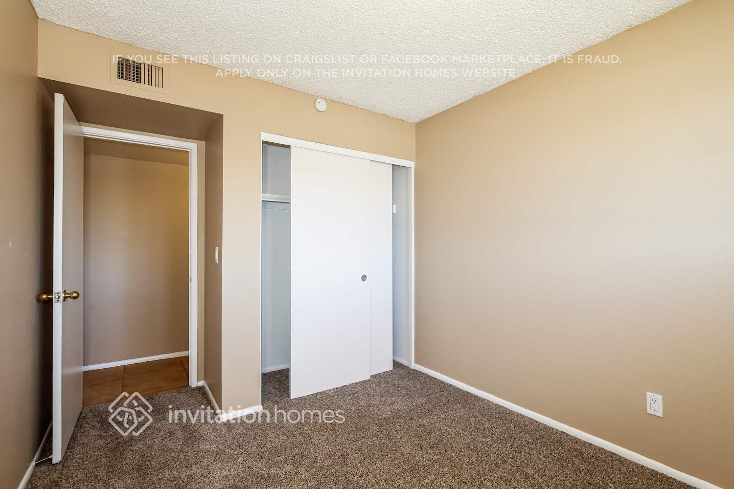 Building Photo - 4422 W Sanna St