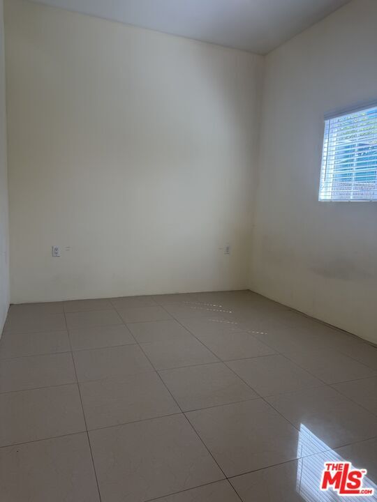 Building Photo - 14213 Califa St