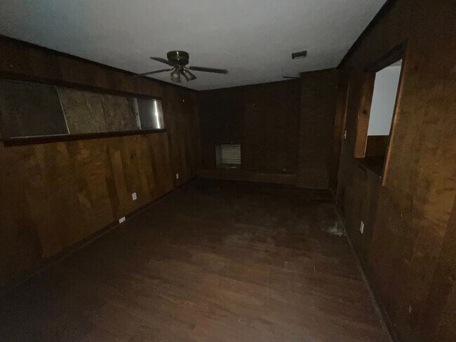 Building Photo - 826 W McDowell Rd