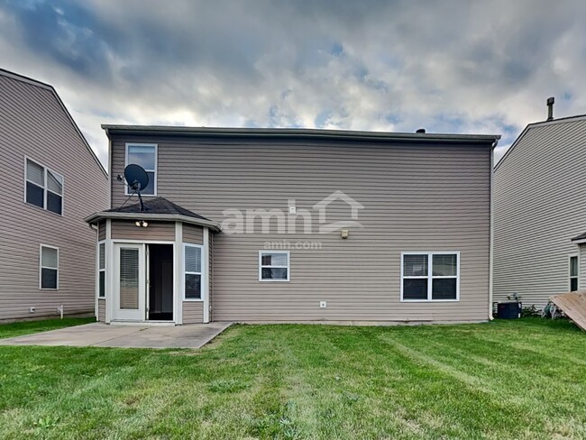 Building Photo - 4465 Bellchime Dr