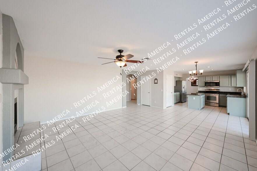 Building Photo - 19505 N 55th Dr