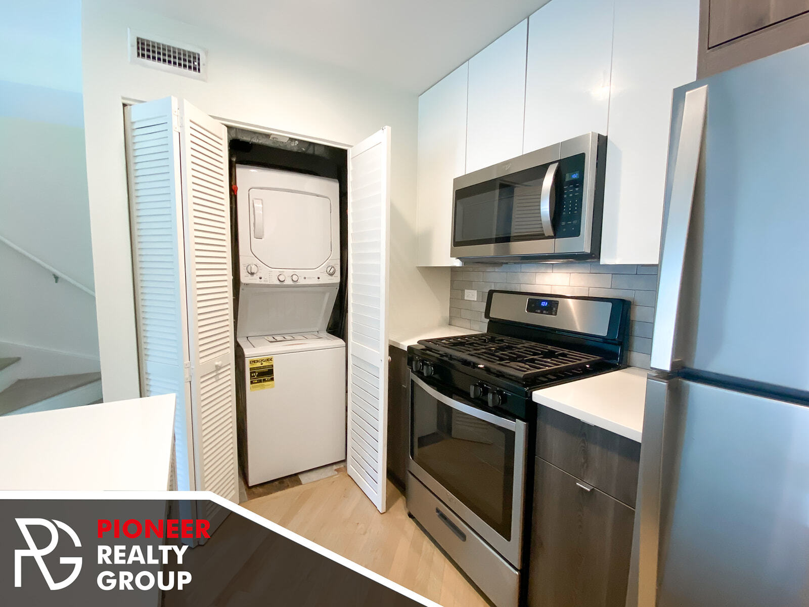 Building Photo - 932 W Grace St