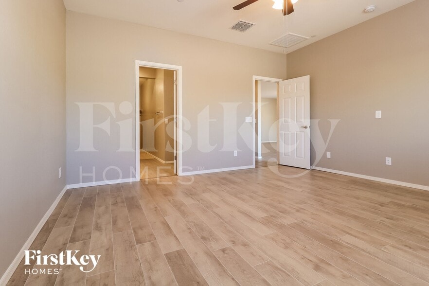 Building Photo - 21380 W Monte Vista Rd