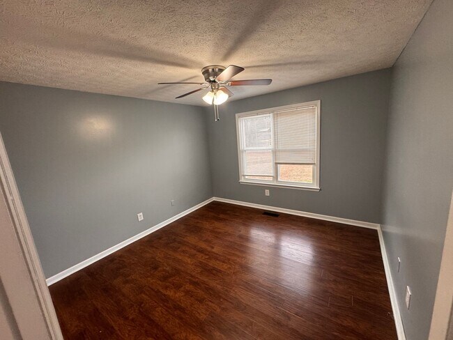 Building Photo - Beautiful Home For Rent in Arab