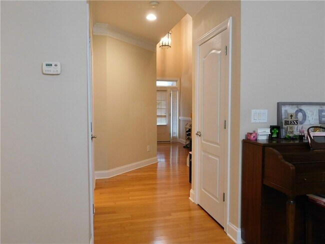 Building Photo - 2608 Gadsen Walk NW