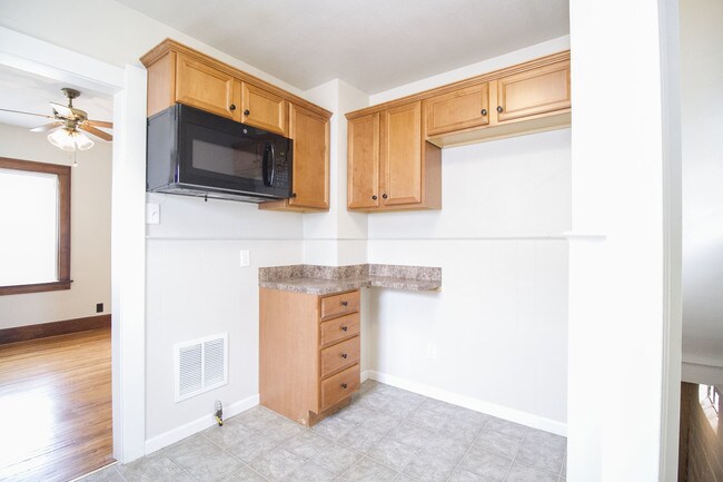 Building Photo - 306 E Northgate Pkwy