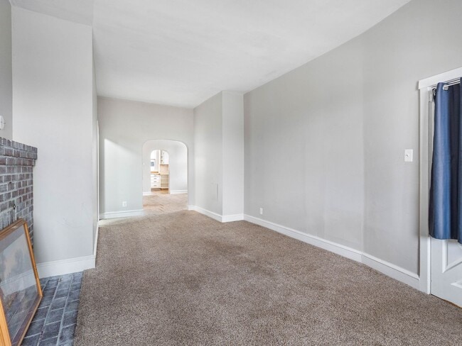 Building Photo - Newly Upgraded Duplex Unit for Rent – Modern Kitchen & Bathroom | Gloucester, NJ