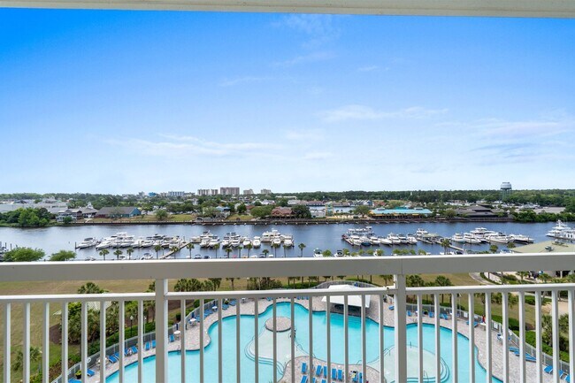Building Photo - Spacious 3BR/3BA Coastal Retreat at Harbour Pointe – Utilities Included!