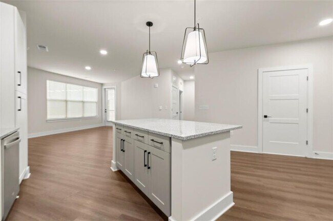 Building Photo - 2648 Sandy Plains Rd