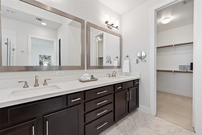 Building Photo - 1508 Beall St