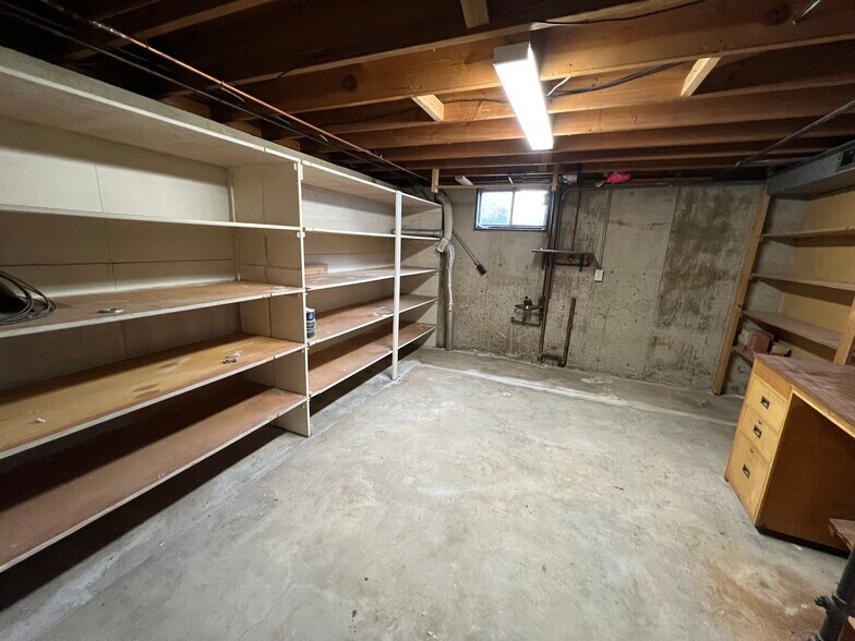 Building Photo - 1129 Gard Pl