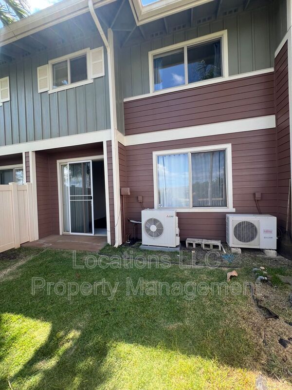 Building Photo - 92-1121 Panana St