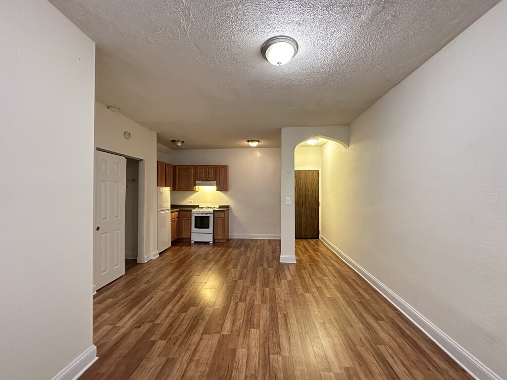 Building Photo - 1742 N Humboldt Blvd