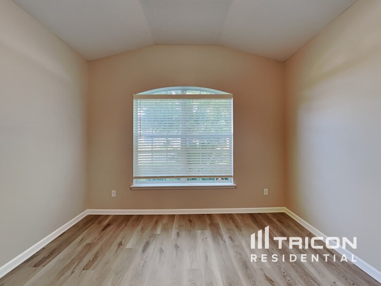 Building Photo - 4347 Song Sparrow Dr