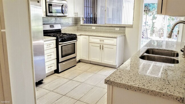 Building Photo - 2 br, 3 bath House - 4580 55th Street B