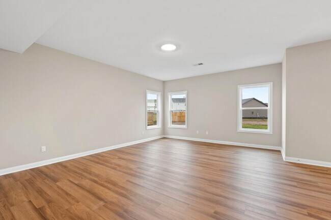 Building Photo - 109 Clearwater Dr