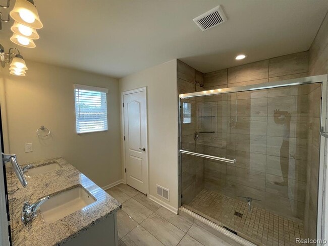 Building Photo - 43545 Prospect Ln