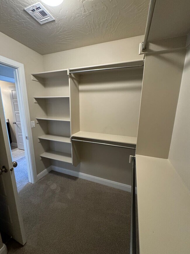 Building Photo - Beautiful 3 Bedroom Home - Casitas at Sienna Hills