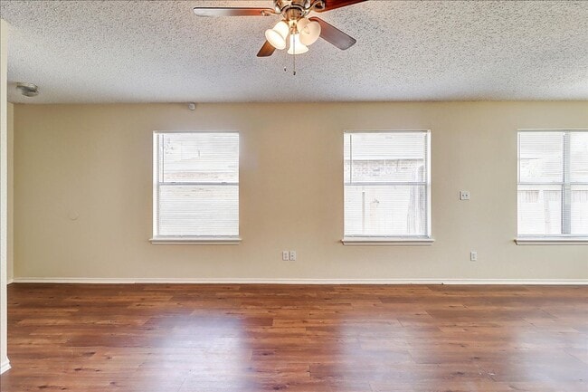 Building Photo - 7833 Wolverine Dr