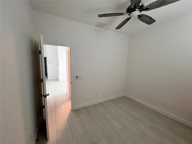 Building Photo - 3320 Amanda St