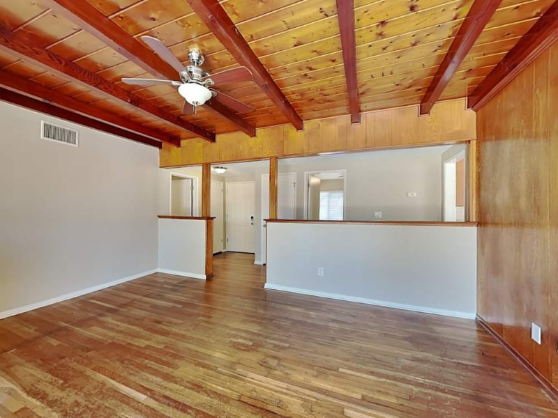 Building Photo - 14249 Minnehaha St